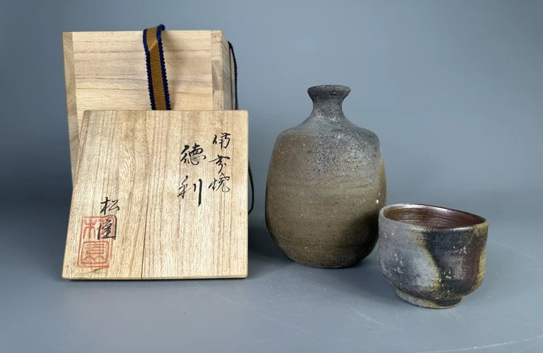 逗子市で骨董品を含む生前整理は永宝堂にお任せください！